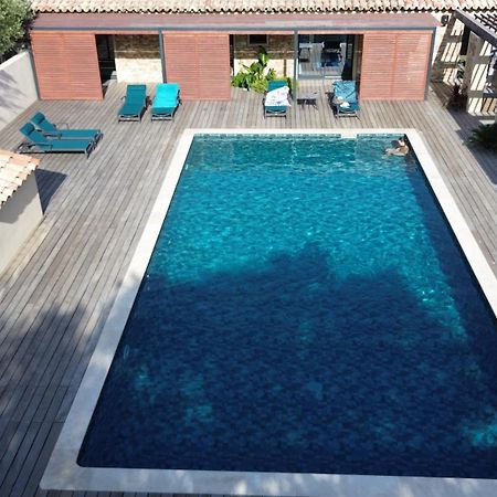 Magnifique Villa Avec Piscine Au Coeur Des Vignes Cogolin Exteriér fotografie