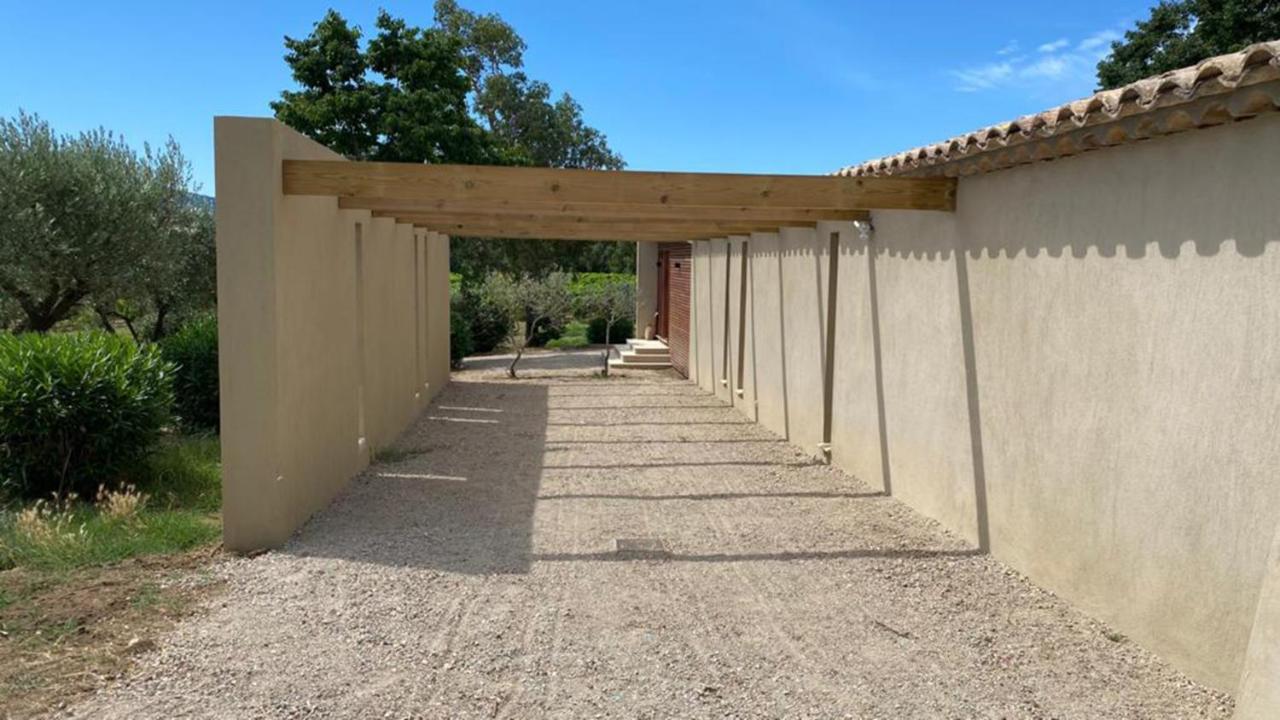 Magnifique Villa Avec Piscine Au Coeur Des Vignes Cogolin Exteriér fotografie