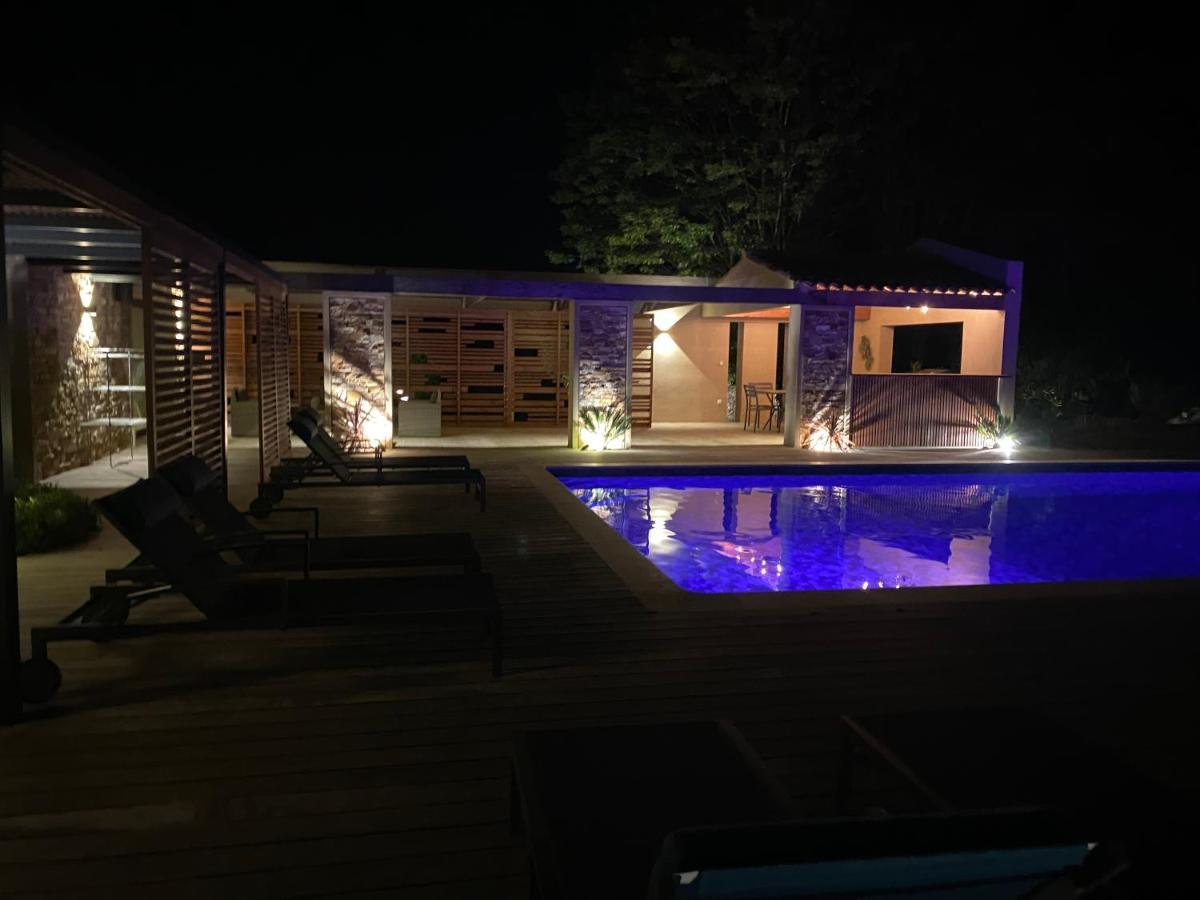 Magnifique Villa Avec Piscine Au Coeur Des Vignes Cogolin Exteriér fotografie