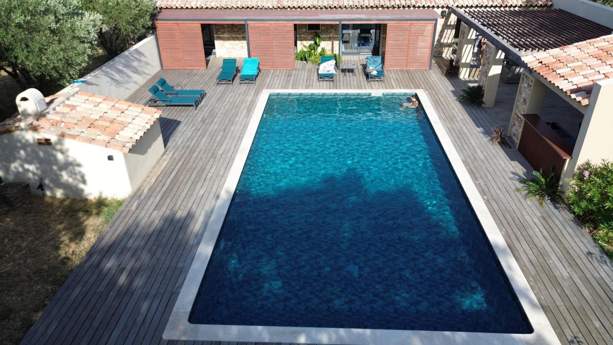 Magnifique Villa Avec Piscine Au Coeur Des Vignes Cogolin Exteriér fotografie